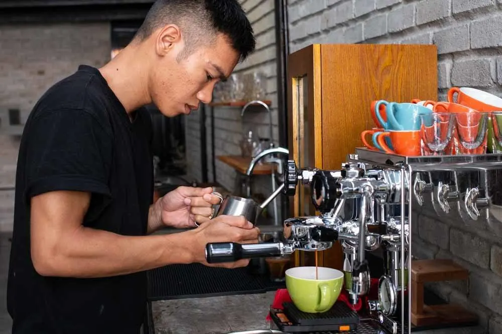 Barrista at Brewman Coffee Concept in Danang Vietnam