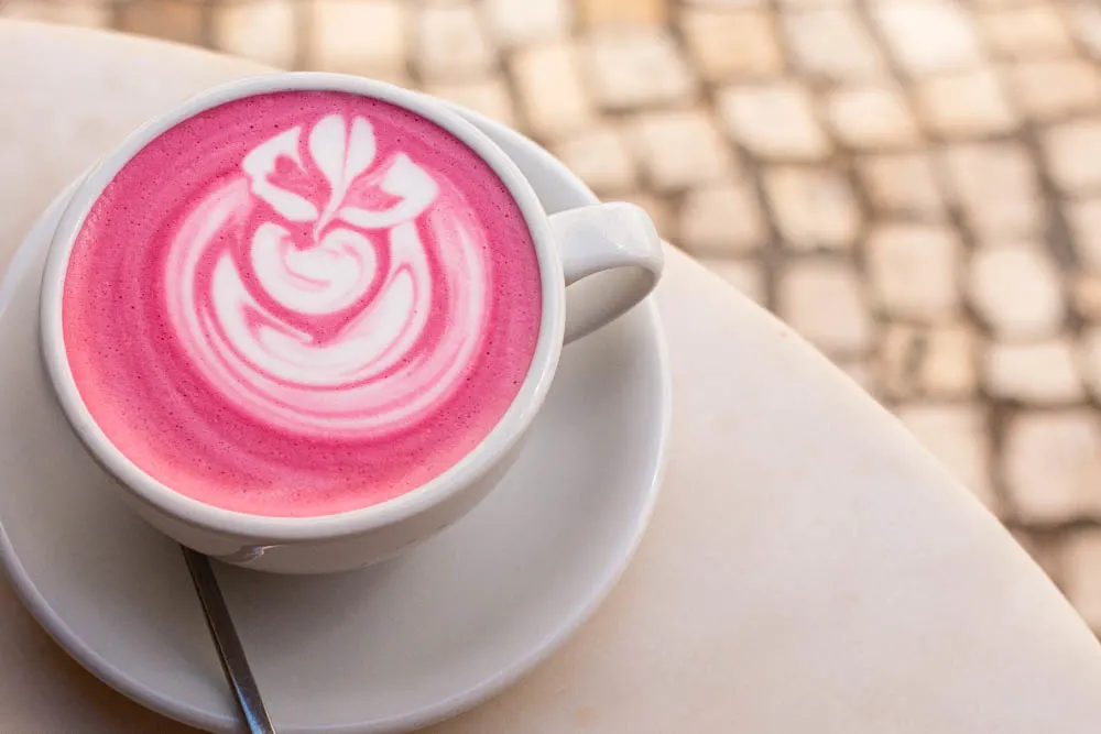 Pink Latte at Dear Breakfast in Lisbon
