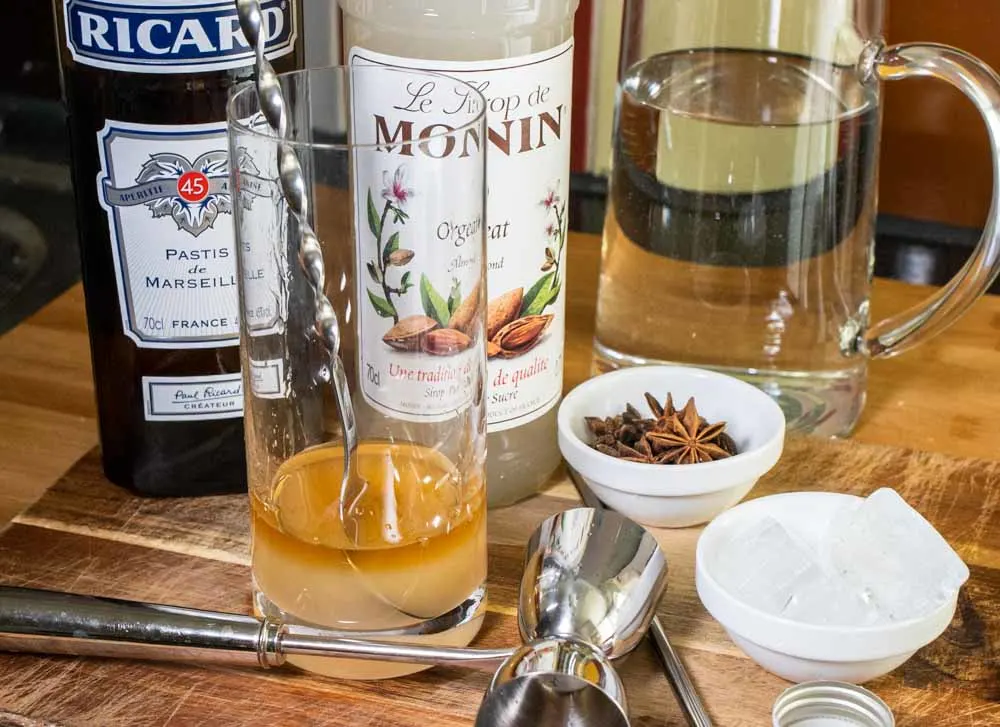 Mixing Mauresque Cocktail