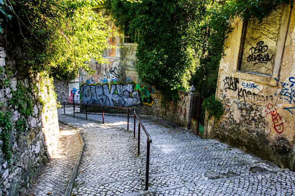 Grafiti Street in Sintra