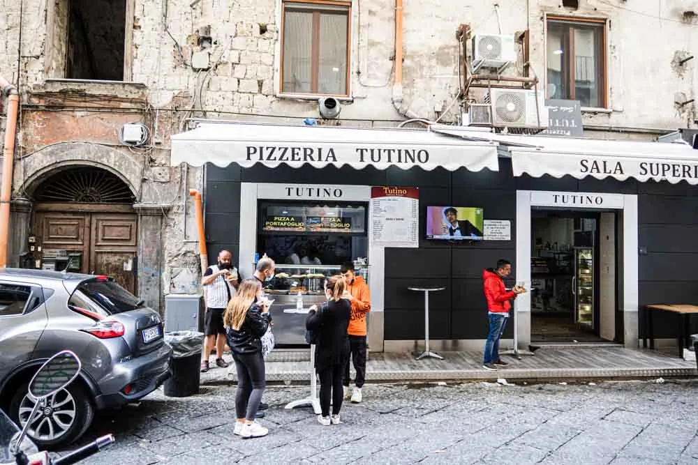 Pizzeria Tutino in Naples
