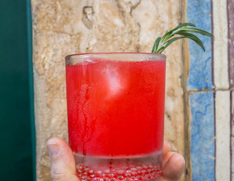 Tomate Cocktail by Wall