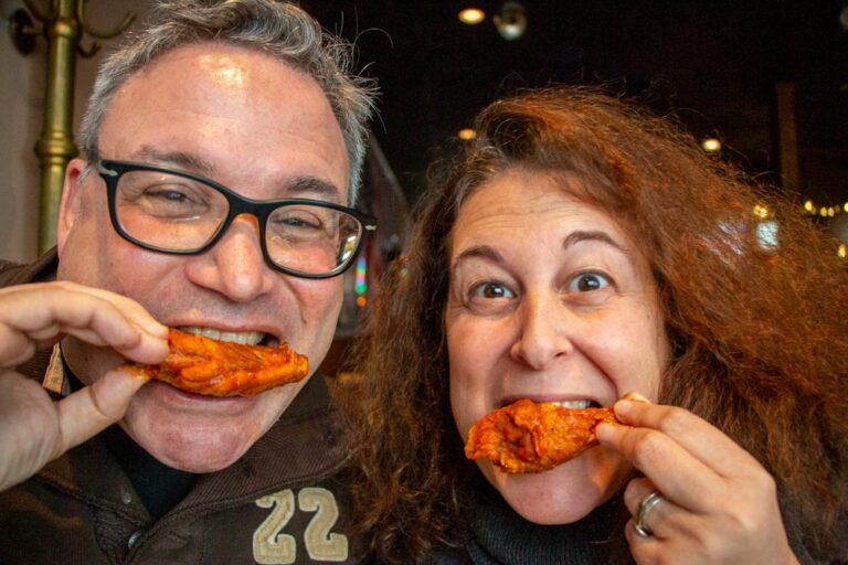Buffalo Wing Selfie at Elmos in Buffalo