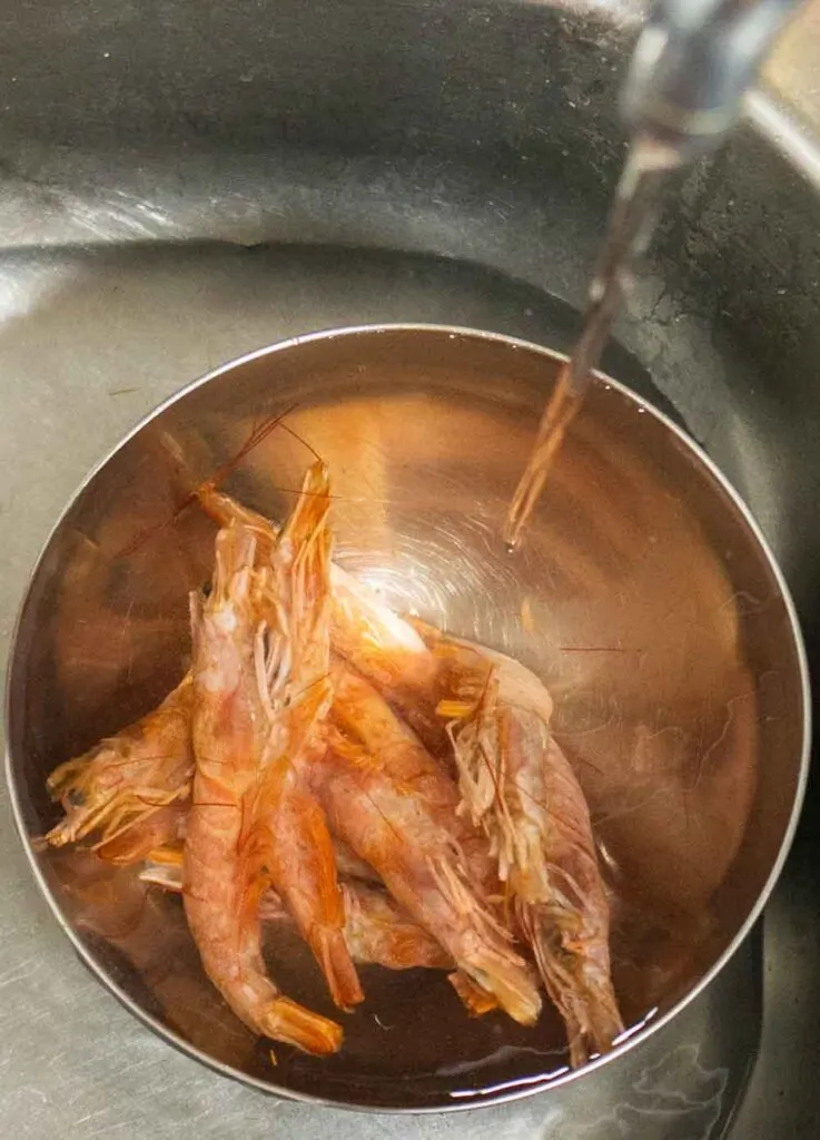 Defrosting Shrimp with Water