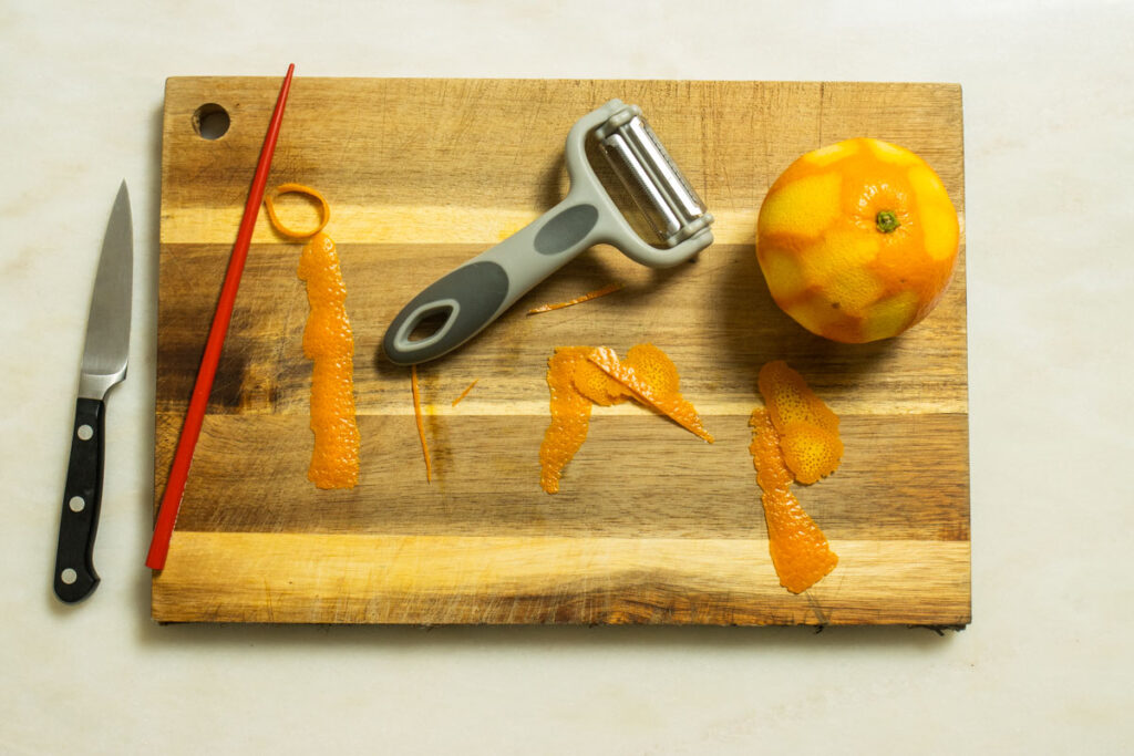 Чистка апельсина