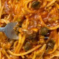 Spaghetti alla Puttanesca - Social IMG