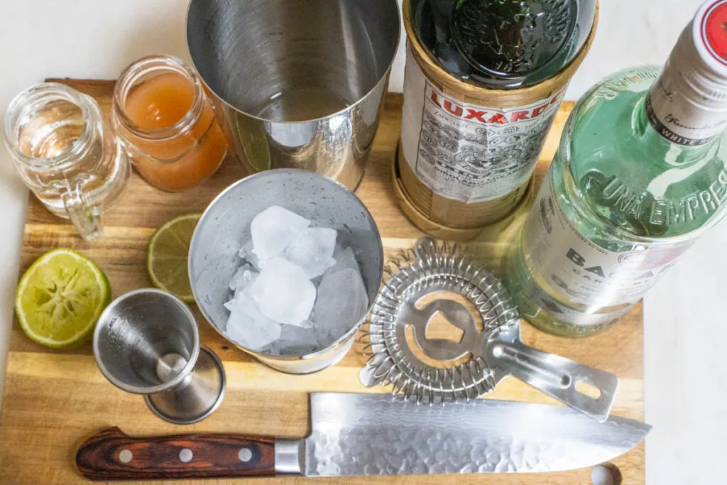Hemingway Daiquiri Ingredients including Ice