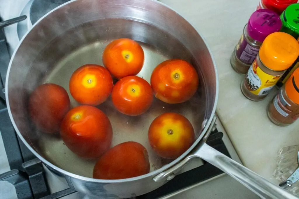 Blanching tomatoes for Peeling