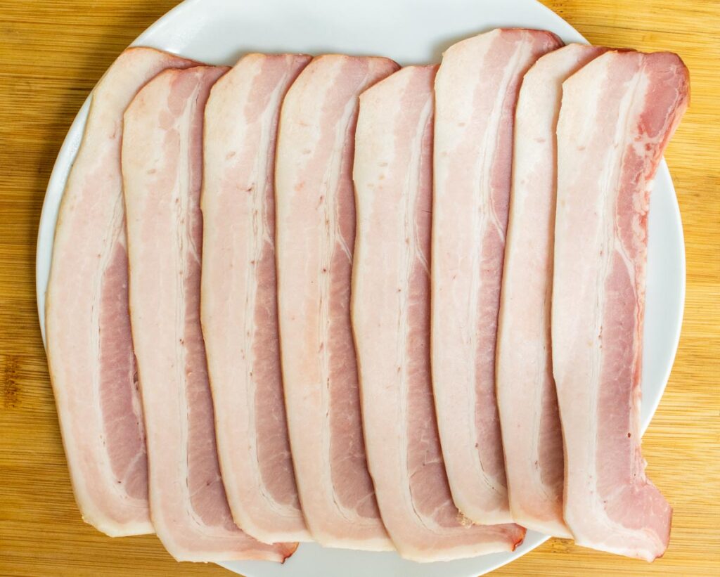 Raw bacon - Birdseye view