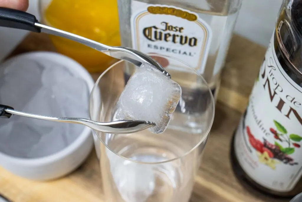 Adding Ice Cubes to a Highball Glass