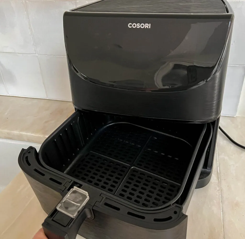 Cosori Air Fryer with Tray Removed