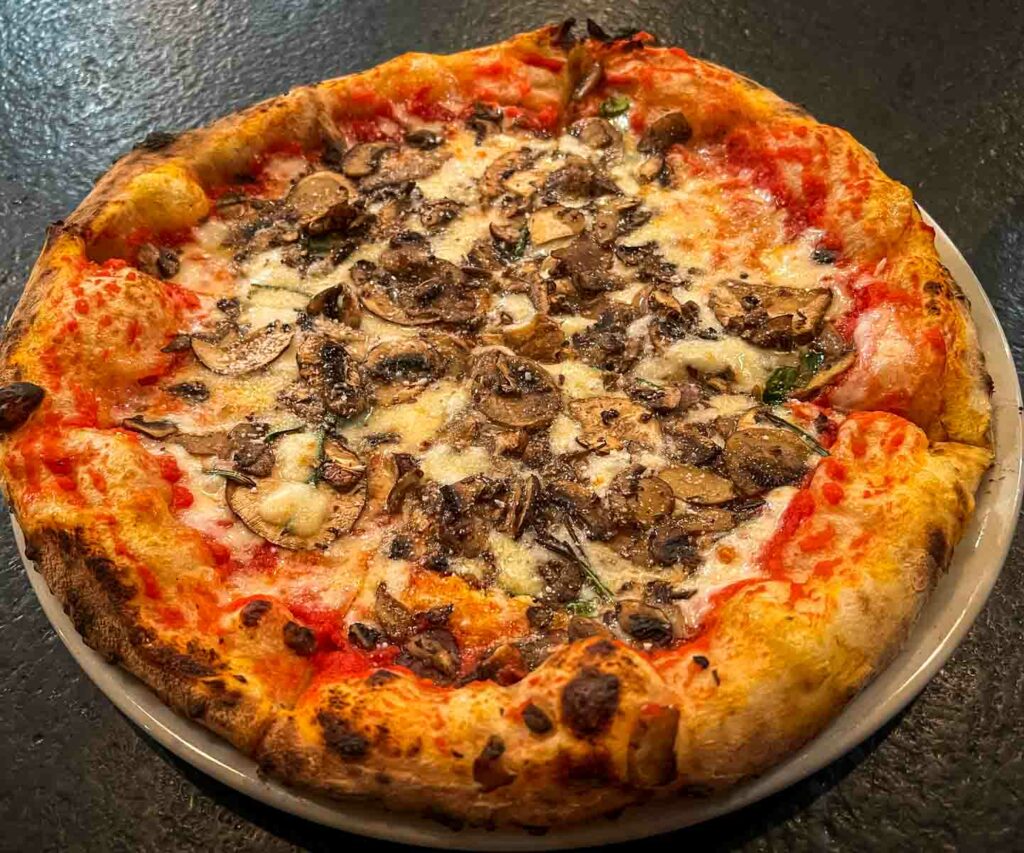 Pizza at Piatto in Wichita