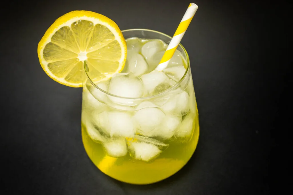 Limoncello Spritz from Above with Black Background