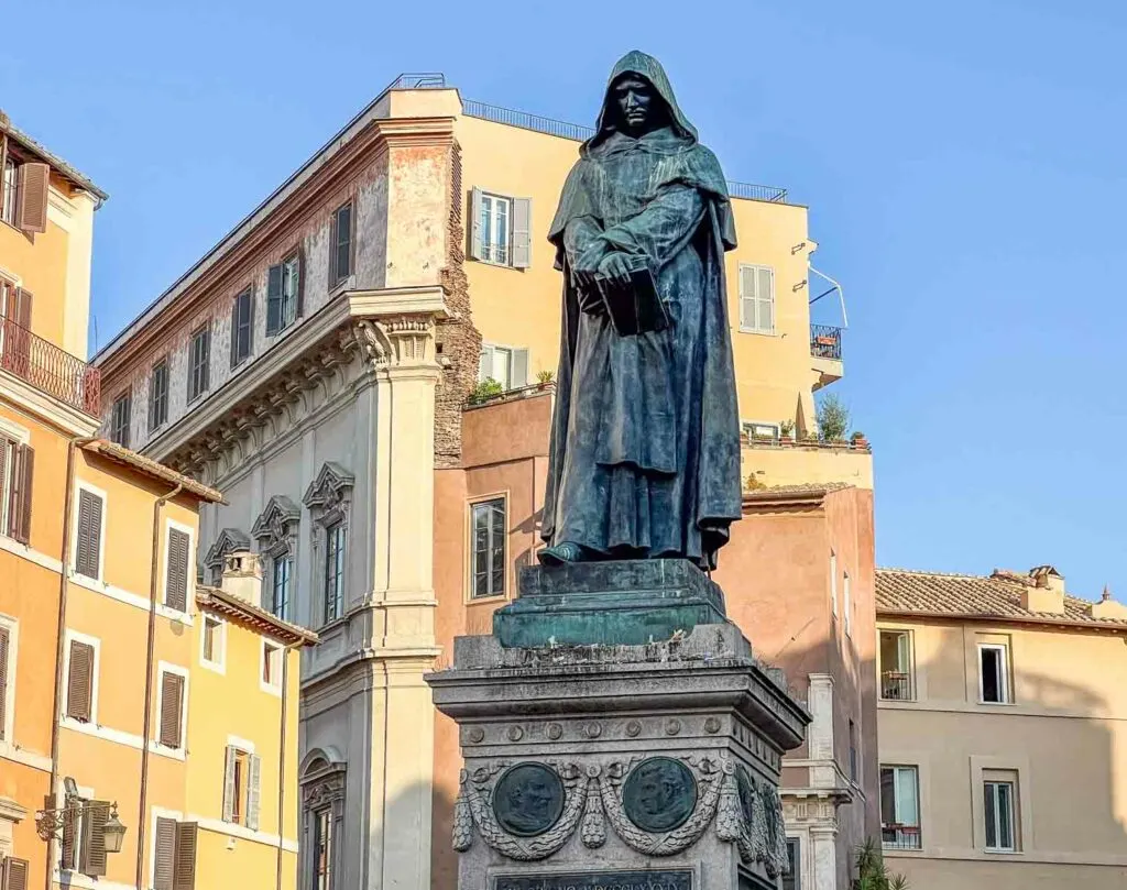 Campo Fiore Statue in Rome