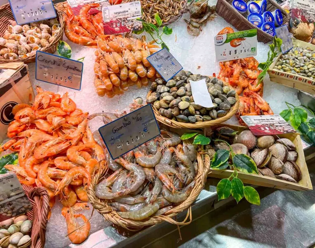 Seafood at Marche Couvert Des Carmes in Toulouse