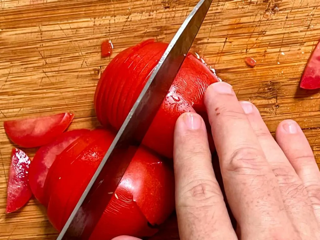 Slicing Tomatoes