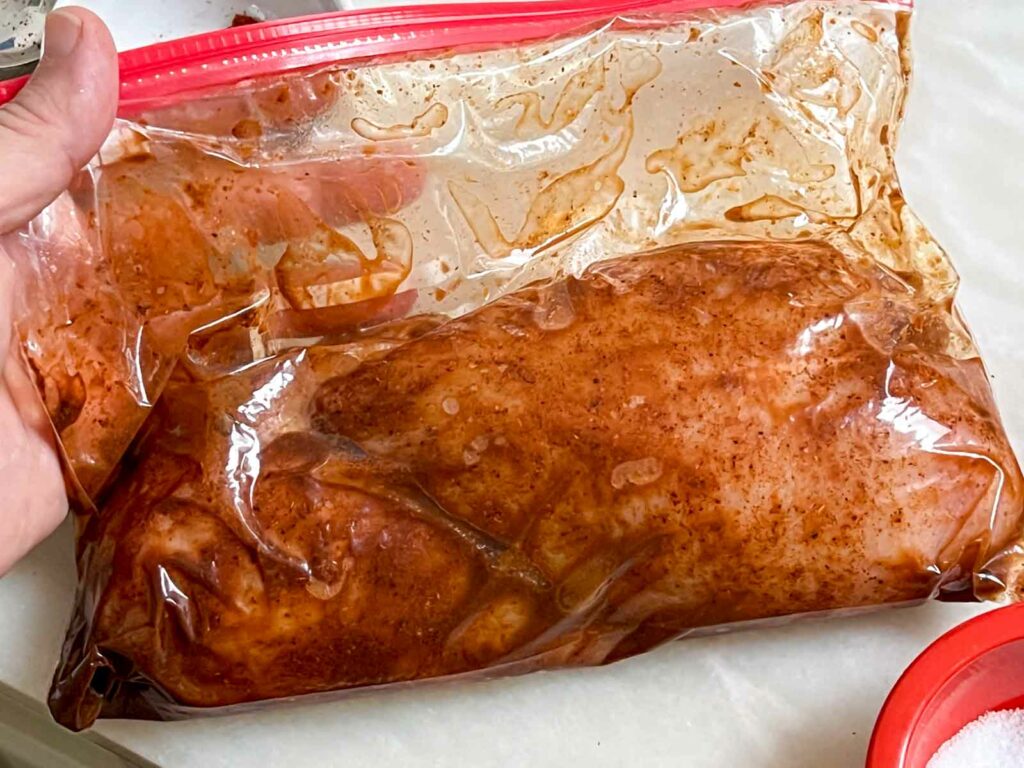 Marinating chicken in a zip top bag