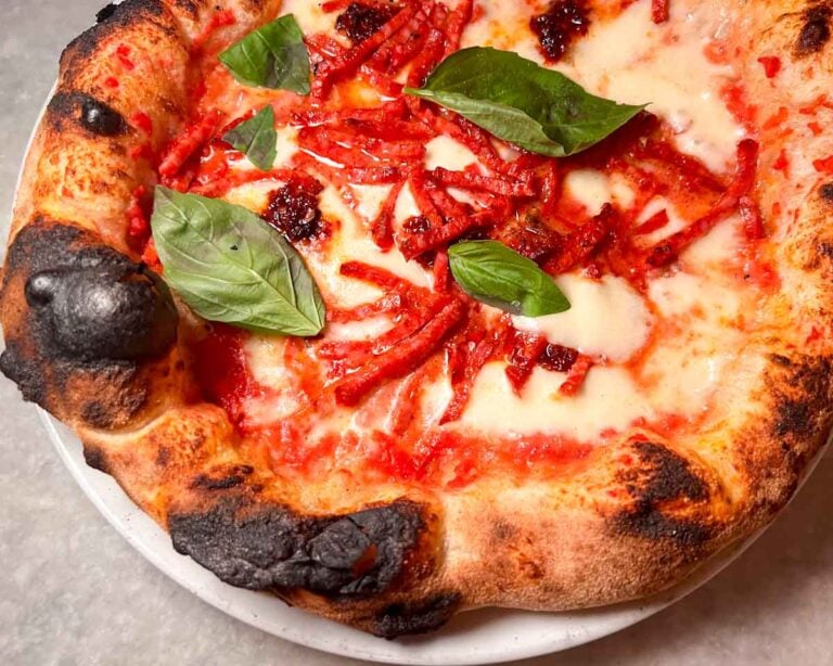 Pizza at Pizzico in Lisbon