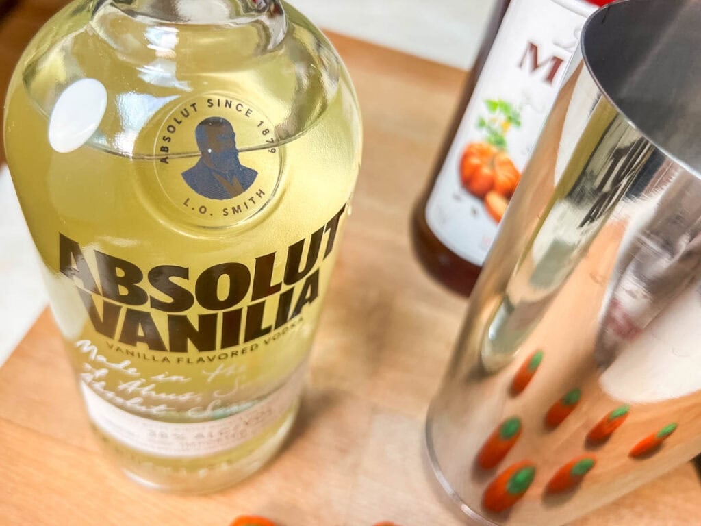 Absolut Vanilia Bottle and Pumpkin Spice Martini Ingredients