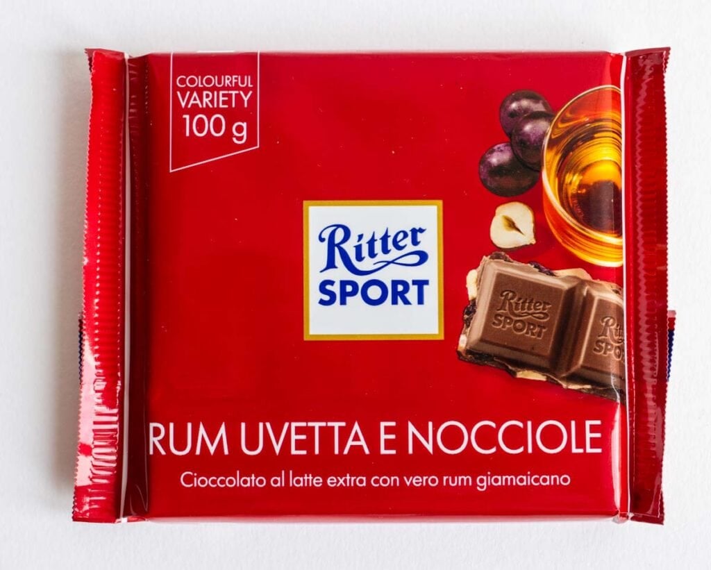 Rum Uvetta e Nocciole Ritter Bar in Wrapper