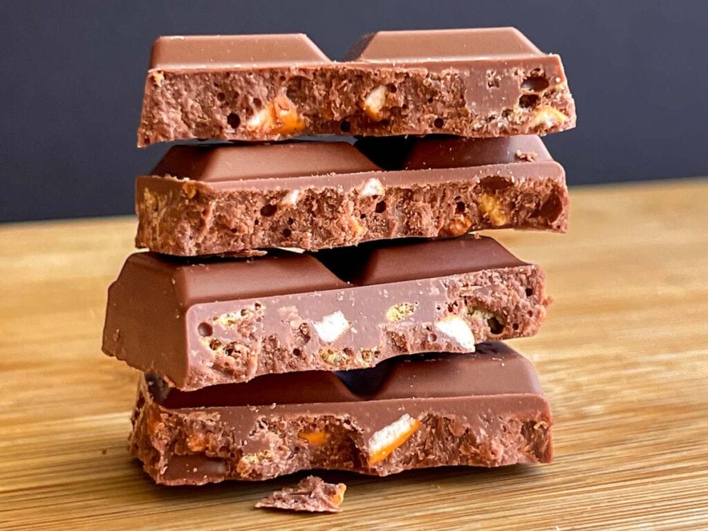 Stacked Crunchy Brezel Ritter Bar